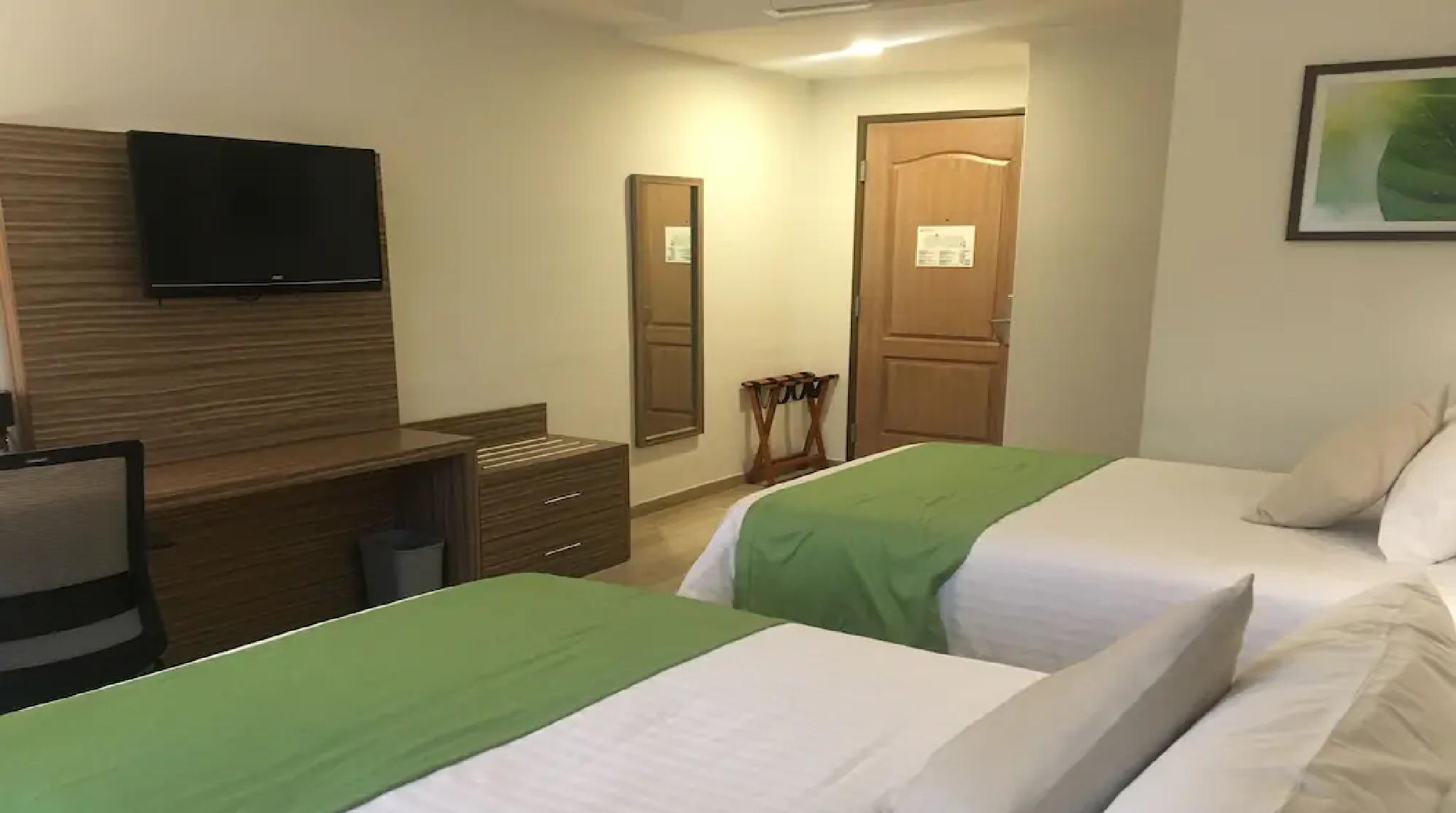 Wyndham Garden Monterrey Valle Real Exterior photo